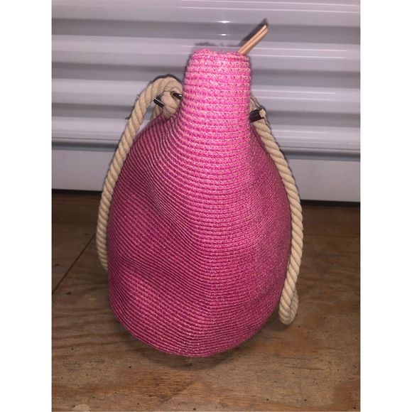 Threads - Saks Fifth Avenue, HUGE Pink Woven Rope Beach Bag - Picture 3 of 10